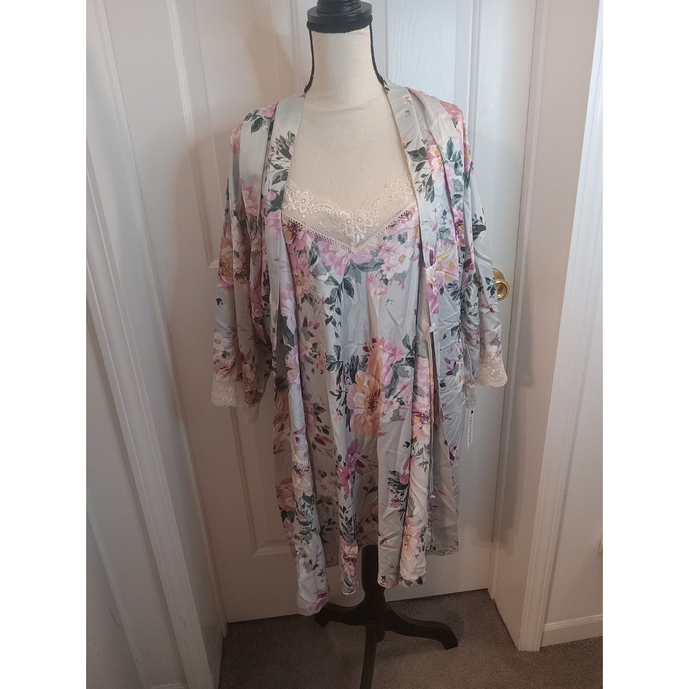 Lilac+ London Satin Wrap Kimono Robe & Nightgown Size‎  XLarge New